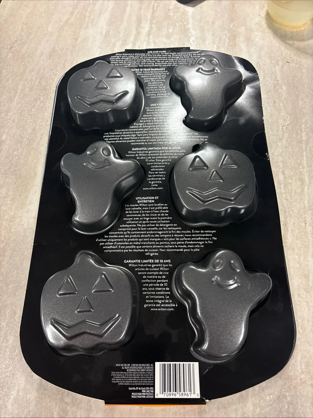 Wilton 6 Cavity Ghost And Jack O Lantern Mini Cake Pan #2105-8961 Non-Stick